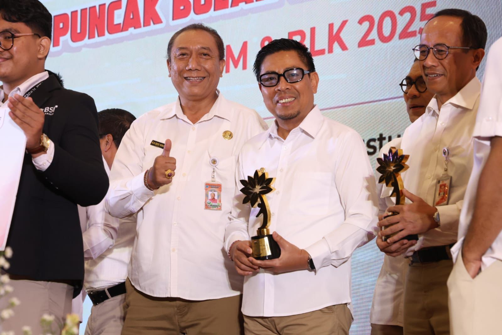 Denpasar Kembali Raih Kejar Awards dari OJK